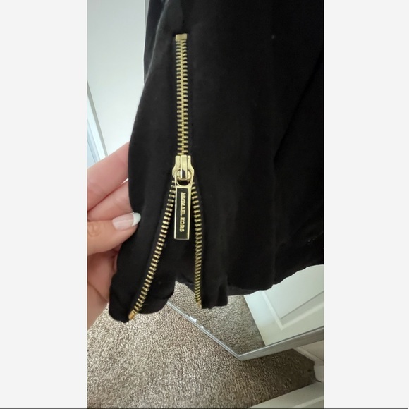 • Michael Kors• 3/4 Sleeve Black Top with Gold Accents - Size Large - Picture 3 of 5